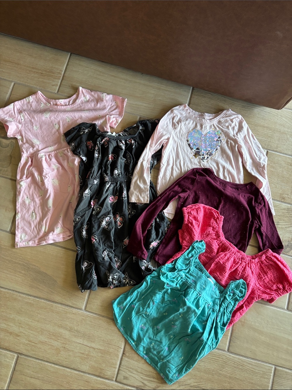 Bundle of girl’s Cat & Jack - dresses and tops size 6